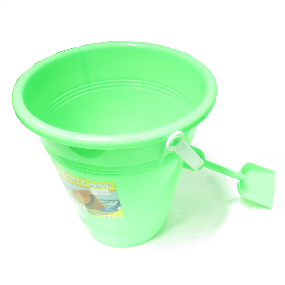 collapsible bucket and spade